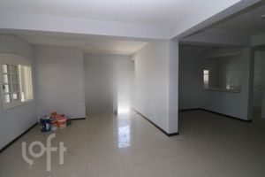 Image 7 - 914808