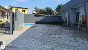Image 4 - 914928