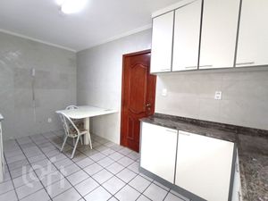 Image 1 - 914934