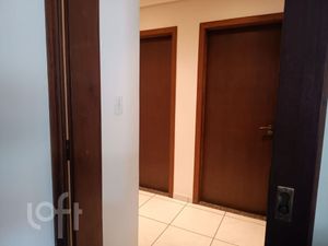 Image 29 - 914943