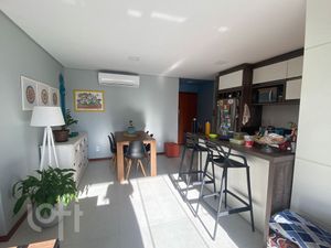 Image 1 - 914987