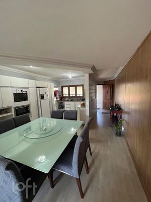 Image 14 - 915002