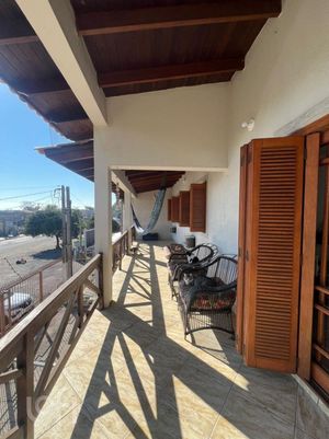 Image 15 - 915002