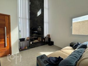 Image 6 - 915005