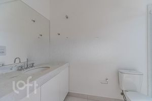 Image 34 - 915012