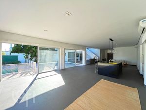 Image 14 - 915012