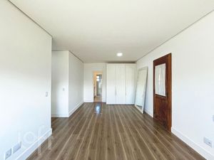 Image 31 - 915012