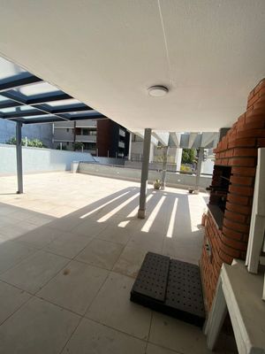Image 21 - 915044