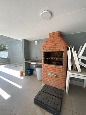 Image 22 - 915044
