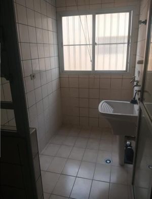 Image 3 - 915086