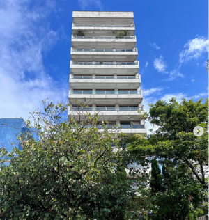 Image 17 - 915092