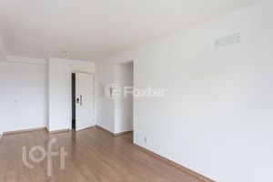 Image 4 - 915116