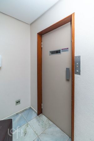 Image 35 - 915143