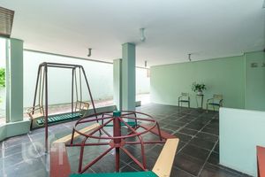 Image 33 - 915143