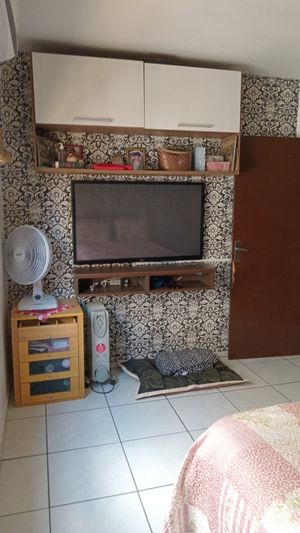 Image 5 - 915144