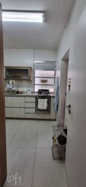Image 35 - 915150