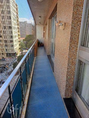 Image 5 - 915160