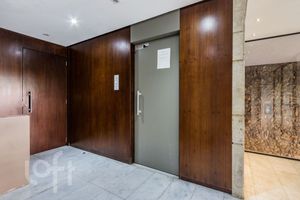 Image 31 - 915160