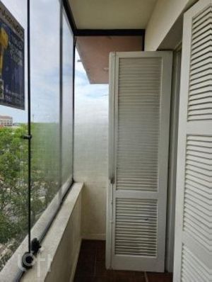 Image 6 - 915162