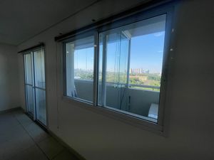 Image 3 - 915179