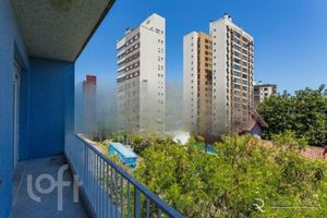 Image 1 - 915180