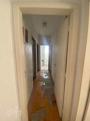 Image 8 - 915180