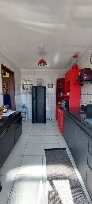 Image 24 - 915188