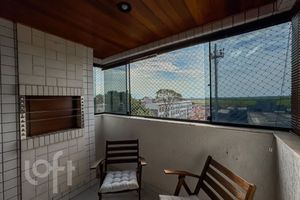 Image 5 - 915191