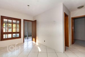 Image 1 - 915193