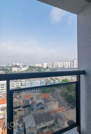 Image 6 - 915197
