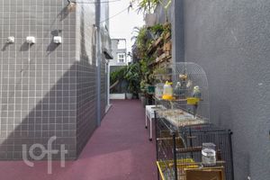 Image 31 - 915208