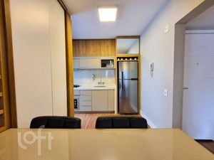 Image 6 - 915218