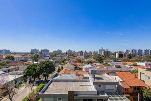 Image 26 - 915223