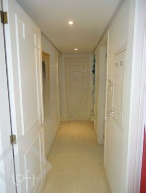 Image 4 - 915223