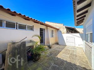 Image 8 - 915225
