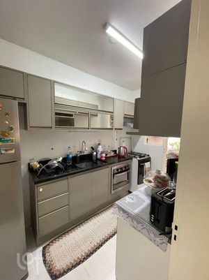 Image 5 - 915226