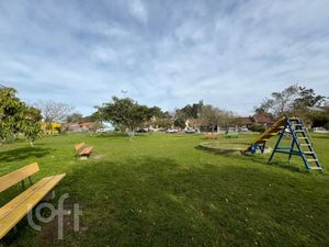 Image 21 - 915228