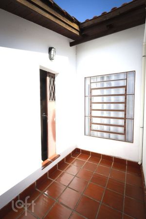 Image 36 - 915286
