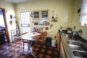 Image 14 - 915286
