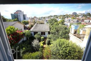 Image 39 - 915286