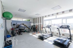 Image 3 - 915288