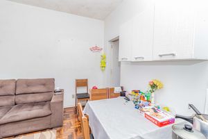 Image 5 - 915290