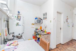 Image 6 - 915290
