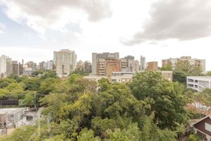 Image 15 - 915302