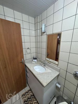 Image 14 - 915319