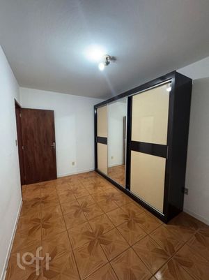 Image 19 - 915319