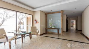Image 3 - 915328