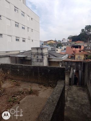 Image 18 - 915330