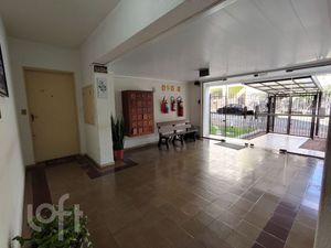 Image 7 - 915335