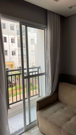 Image 1 - 915345